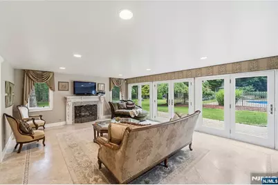 136 Willow Drive, Old Tappan, NJ 07675 - Photo 7