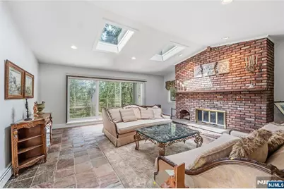 136 Willow Drive, Old Tappan, NJ 07675 - Photo 9