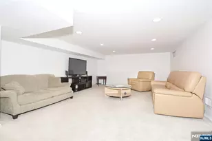 6 Schill Pl, Hillsdale, NJ 07642 - Photo 33