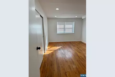 15 College Drive 15 #15, Edison, NJ 08817 - Photo 9