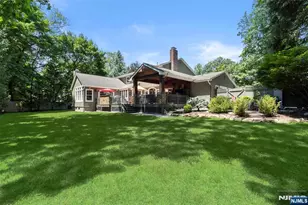 565 Dorchester Dr, River Vale Township, NJ 07675 - Photo 3