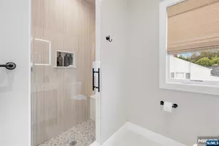 495 Wilson Ave, Paramus, NJ 07652 - Photo 33