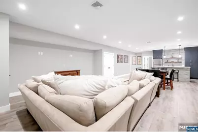 495 Wilson Avenue, Paramus, NJ 07652 - Photo 41