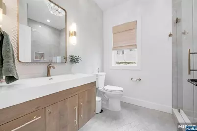 495 Wilson Avenue, Paramus, NJ 07652 - Photo 23