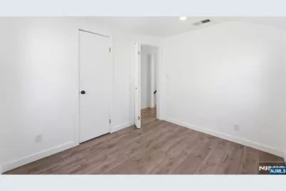 73 Macarthur Avenue, Lodi, NJ 07644 - Photo 29