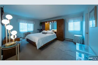 208 Federal Hill Road, Pompton Lakes, NJ 07442 - Photo 9