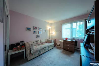 208 Federal Hill Road, Pompton Lakes, NJ 07442 - Photo 15