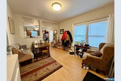 33 Apt 2 Claremont Avenue 2 #2, Montclair, NJ 07042 - Photo 7