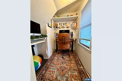 33 Apt 2 Claremont Avenue 2 #2, Montclair, NJ 07042 - Photo 5