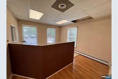 88 W Ridgewood 1R #1R, Ridgewood, NJ 07450 - Photo 5