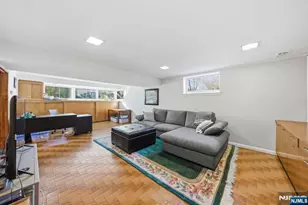 20 Leroy St, Tenafly, NJ 07670 - Photo 33