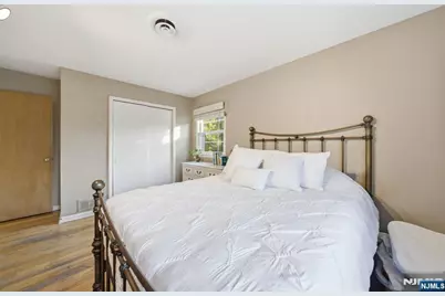 20 Leroy Street, Tenafly, NJ 07670 - Photo 39