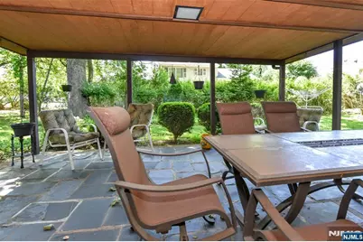420 Park Avenue, Midland Park, NJ 07432 - Photo 23
