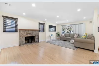 45 Highland Avenue, Emerson, NJ 07630 - Photo 7