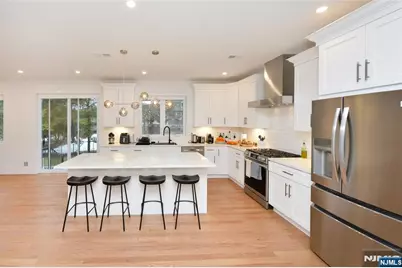 65 Franklin Street B #B, Tenafly, NJ 07670 - Photo 3