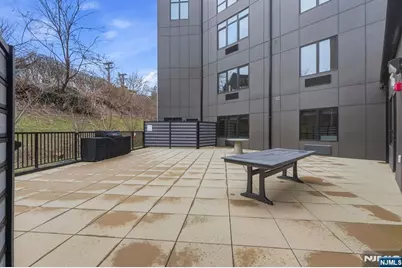 1435 10th Street 208 #208, Fort Lee, NJ 07024 - Photo 15
