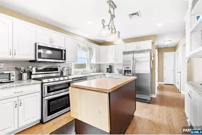 50 Hilltop Terrace, Bloomingdale, NJ 07403 - Photo 11