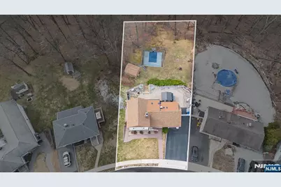 50 Hilltop Terrace, Bloomingdale, NJ 07403 - Photo 3