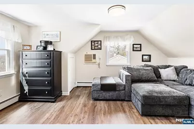 50 Hilltop Terrace, Bloomingdale, NJ 07403 - Photo 15