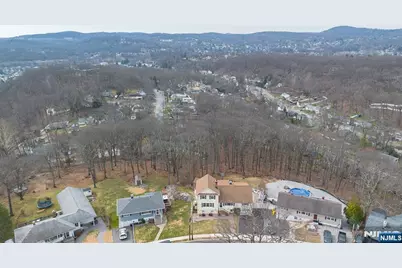 50 Hilltop Terrace, Bloomingdale, NJ 07403 - Photo 43