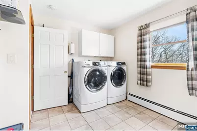 50 Hilltop Terrace, Bloomingdale, NJ 07403 - Photo 25