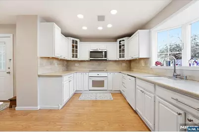 30 Lincoln Avenue, Wood Ridge, NJ 07075 - Photo 15