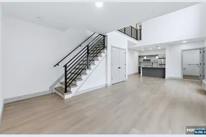 1435 10th Street 410 #410, Fort Lee, NJ 07024 - Photo 5