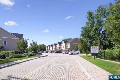 269 Main Street 2 #2, Little Ferry, NJ 07643 - Photo 7