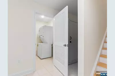 337 13th Avenue, Newark, NJ 07103 - Photo 19