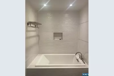 1265 15th Street 17A #17A, Fort Lee, NJ 07024 - Photo 13