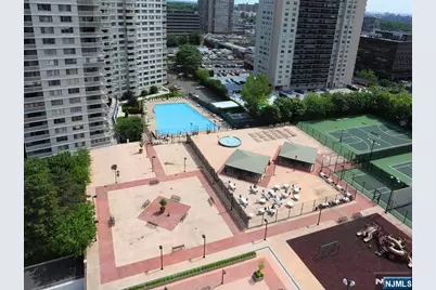 2100 Linwood Avenue 2G #2G, Fort Lee, NJ 07024 - Photo 11
