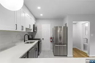 1565 Center Ave 3D, Fort Lee, NJ 07024 - Photo 9