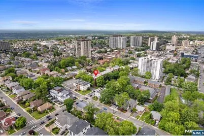 1565 Center Avenue 3D #3D, Fort Lee, NJ 07024 - Photo 27