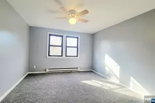 592 Beverly Road 2nd Floor, Teaneck Township, NJ 07666 - Photo 5