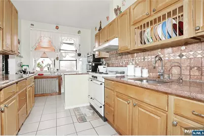 1100 83rd C3 #C3, North Bergen, NJ 07047 - Photo 9