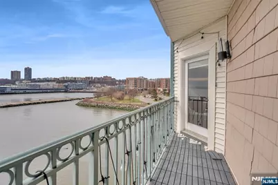 314 The Promenade, Edgewater, NJ 07020 - Photo 15