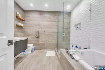 314 The Promenade, Edgewater, NJ 07020 - Photo 17