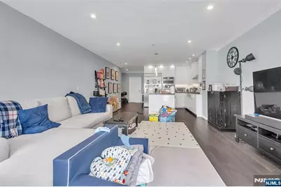 314 The Promenade, Edgewater, NJ 07020 - Photo 5