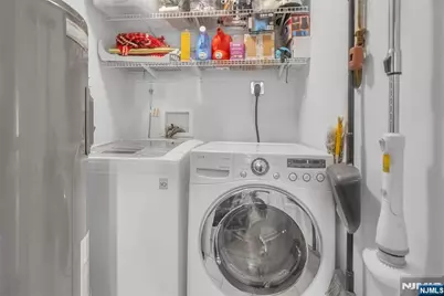 547 Gorge Road 2E #2E, Cliffside Park, NJ 07010 - Photo 23