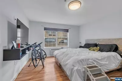 547 Gorge Road 2E #2E, Cliffside Park, NJ 07010 - Photo 17