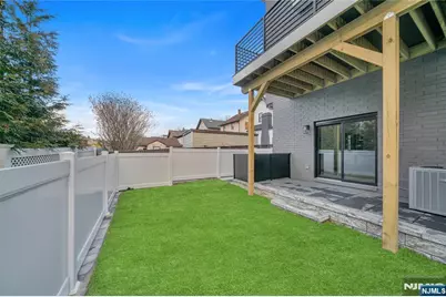 1047 Anderson Avenue B #B, Fort Lee, NJ 07024 - Photo 37