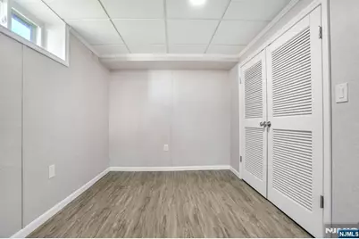 687 Lancaster Road, Ridgefield, NJ 07657 - Photo 19