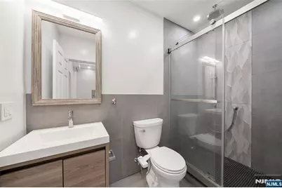 69-71 Ridgefield Avenue, Ridgefield Park, NJ 07660 - Photo 27