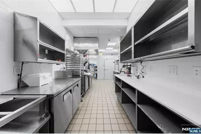 69-71 Ridgefield Avenue, Ridgefield Park, NJ 07660 - Photo 15