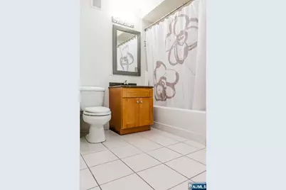 411 E Brinkerhoff Avenue 102 #102, Palisades Park, NJ 07650 - Photo 15