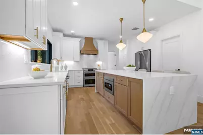 452 Oregon Street, Paramus, NJ 07652 - Photo 5