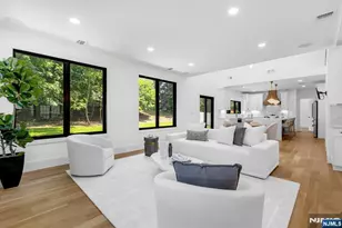 452 Oregon St, Paramus, NJ 07652 - Photo 15