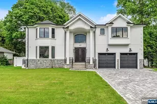 452 Oregon St, Paramus, NJ 07652 - Photo 1