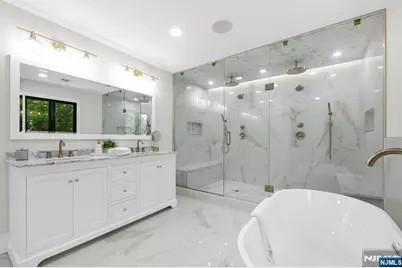 452 Oregon Street, Paramus, NJ 07652 - Photo 33