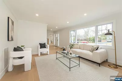 56 Manor Road, Harrington Park, NJ 07640 - Photo 3